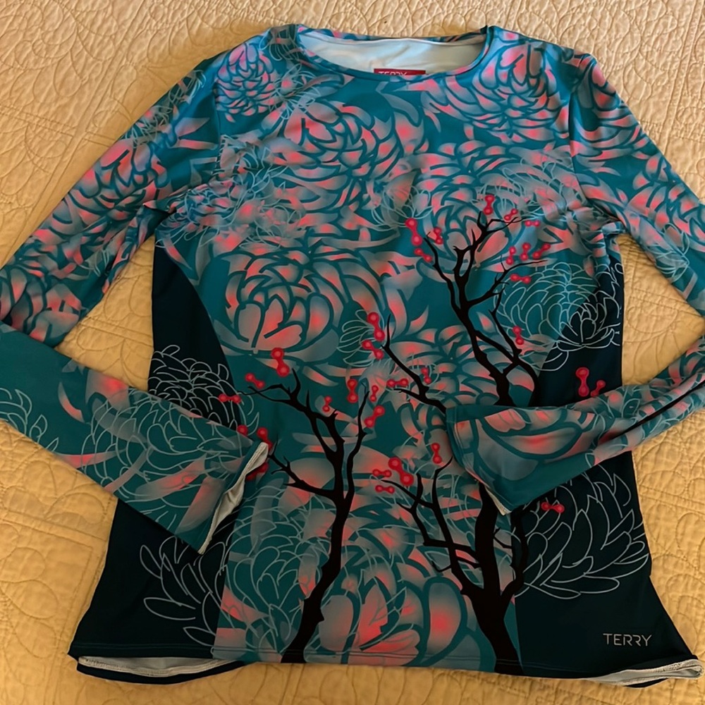 Soleil Terry cycle jersey with UPF 50